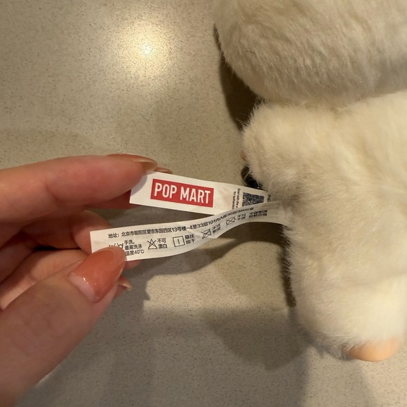 Limited Edition Coca-Cola Labubu - Picture 4 of 7